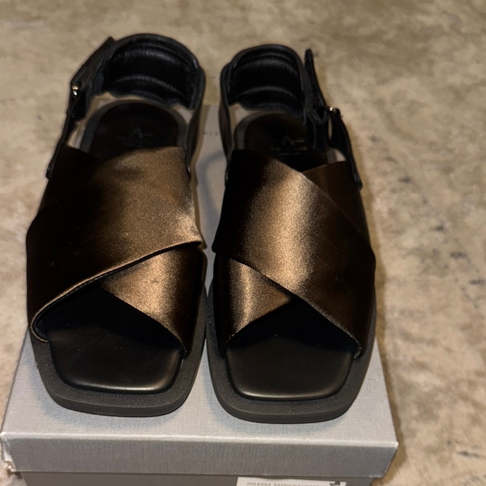 Aquatalia Elegant Brown Women's Sandals